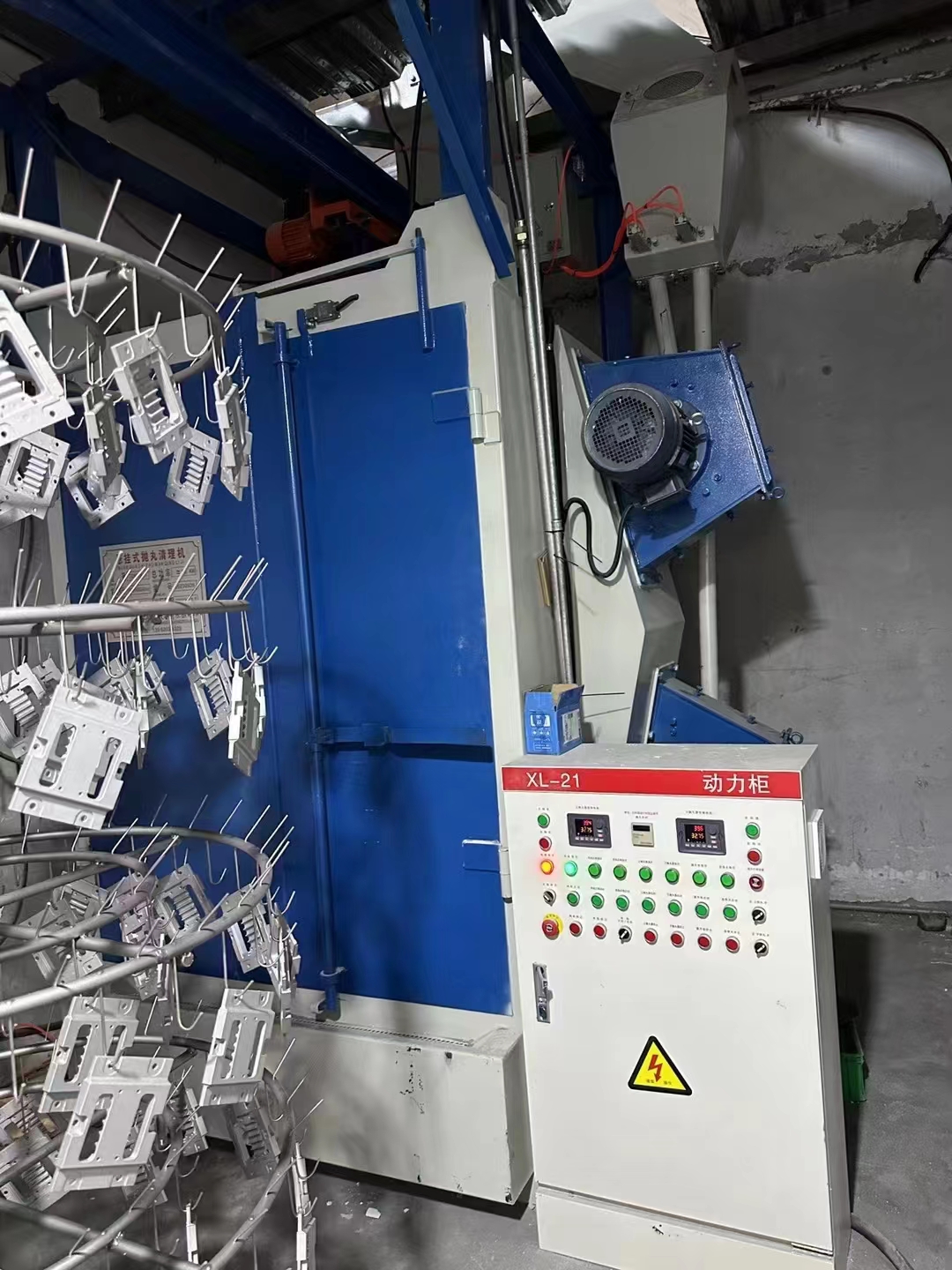 上海悬挂式抛丸机现场